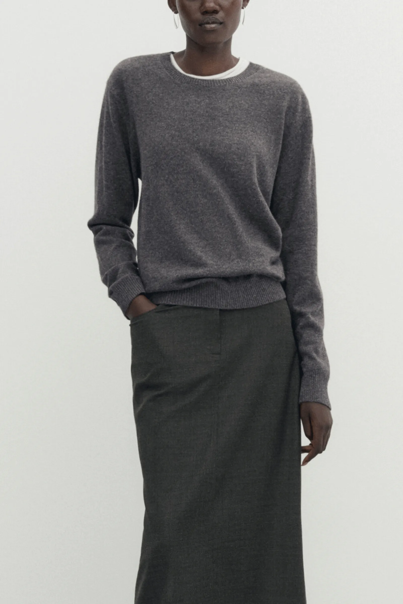 100% Cashmere Crew Neck Sweater Charcoal