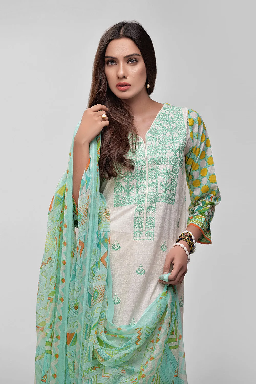AUJ Lawn Collection 2016 Vol 1 – Design 6