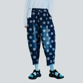 Baggy denim pants with bubbles