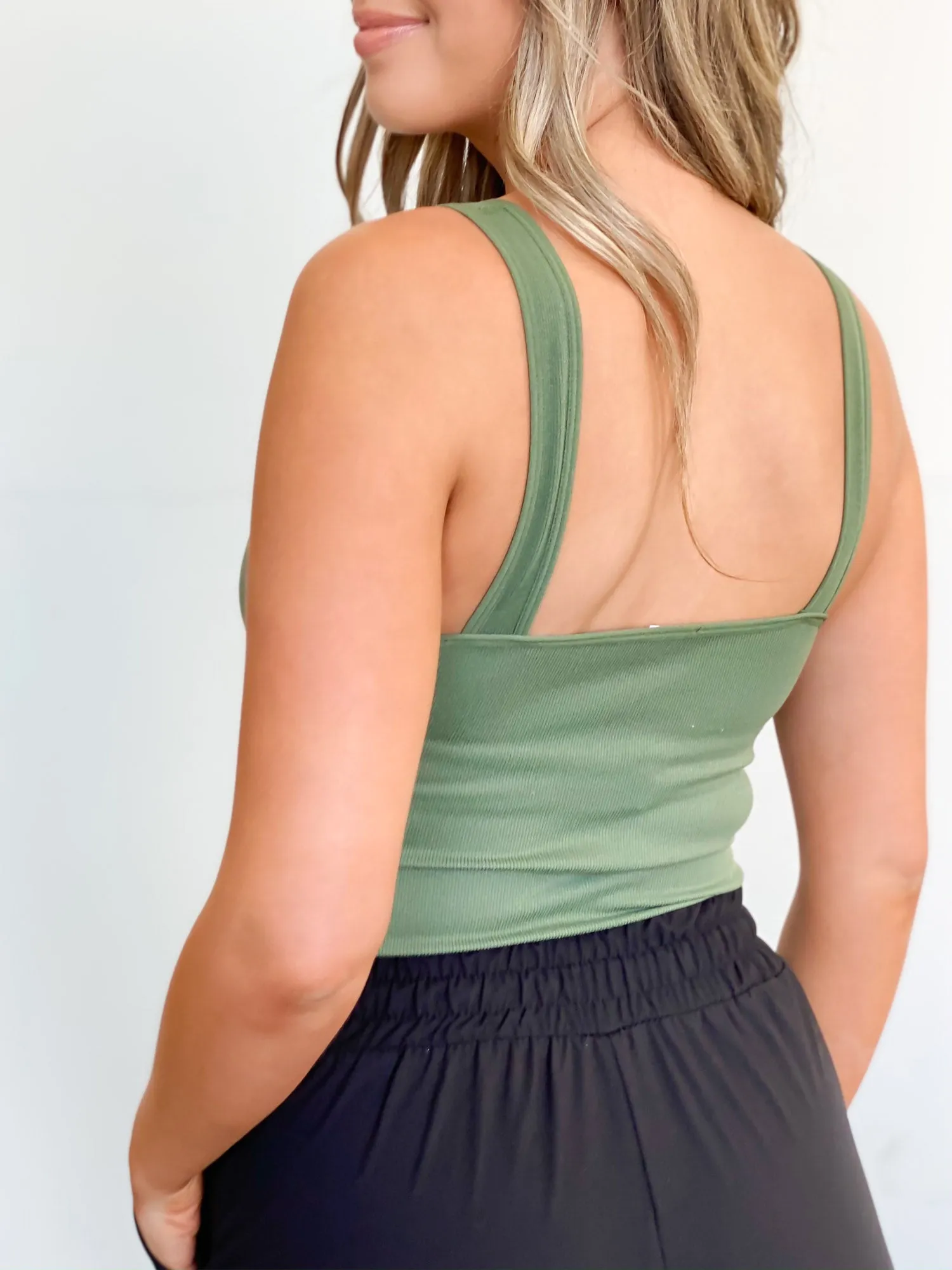 Basic Elle Bodysuit