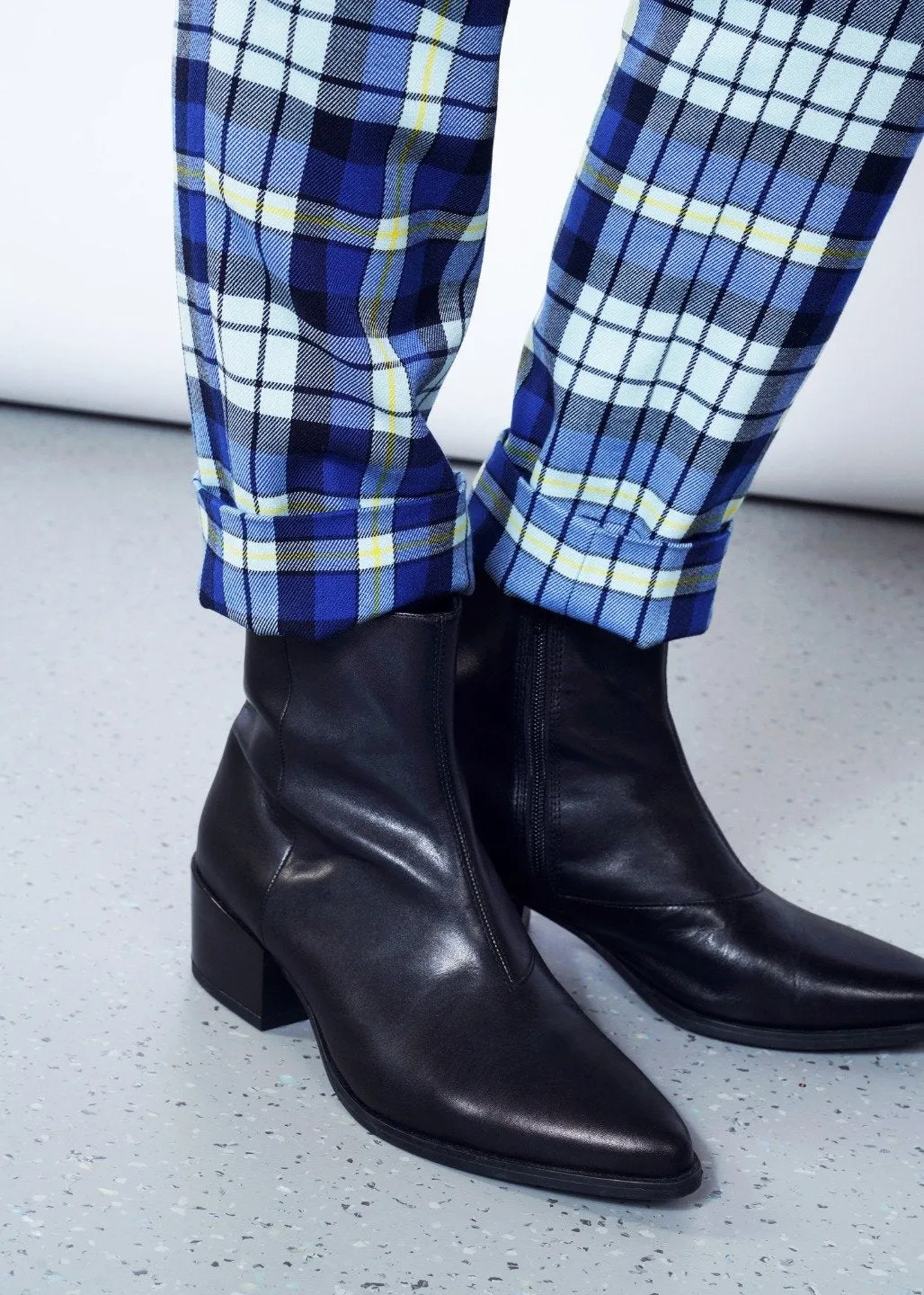 Empower Tartan Trouser in Navy Plaid