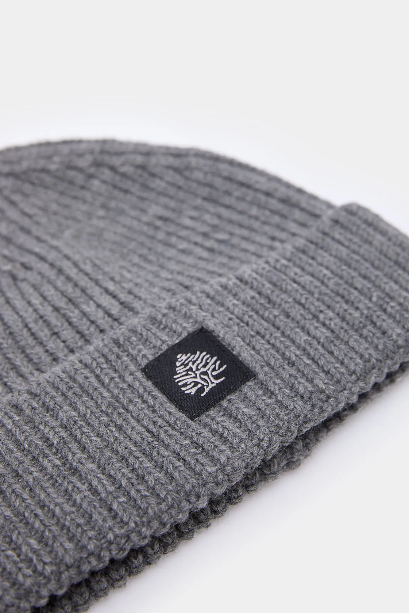 Essential Ribbed Beanie Hat - Grey