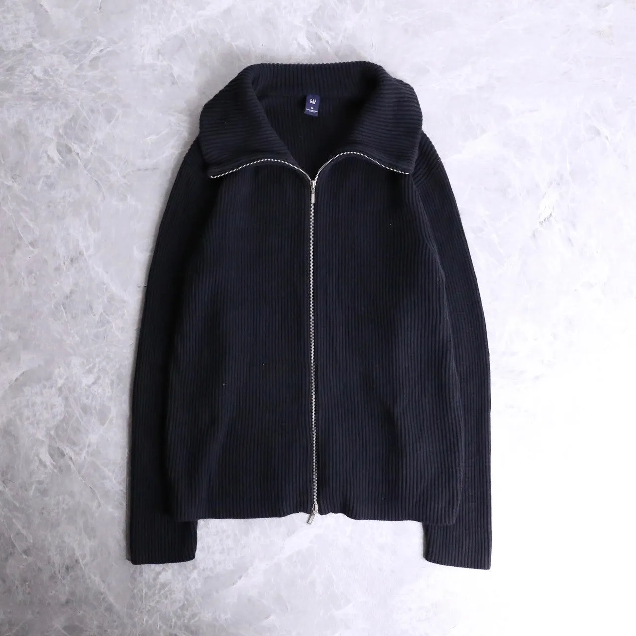 “GAP” black cotton drivers knit