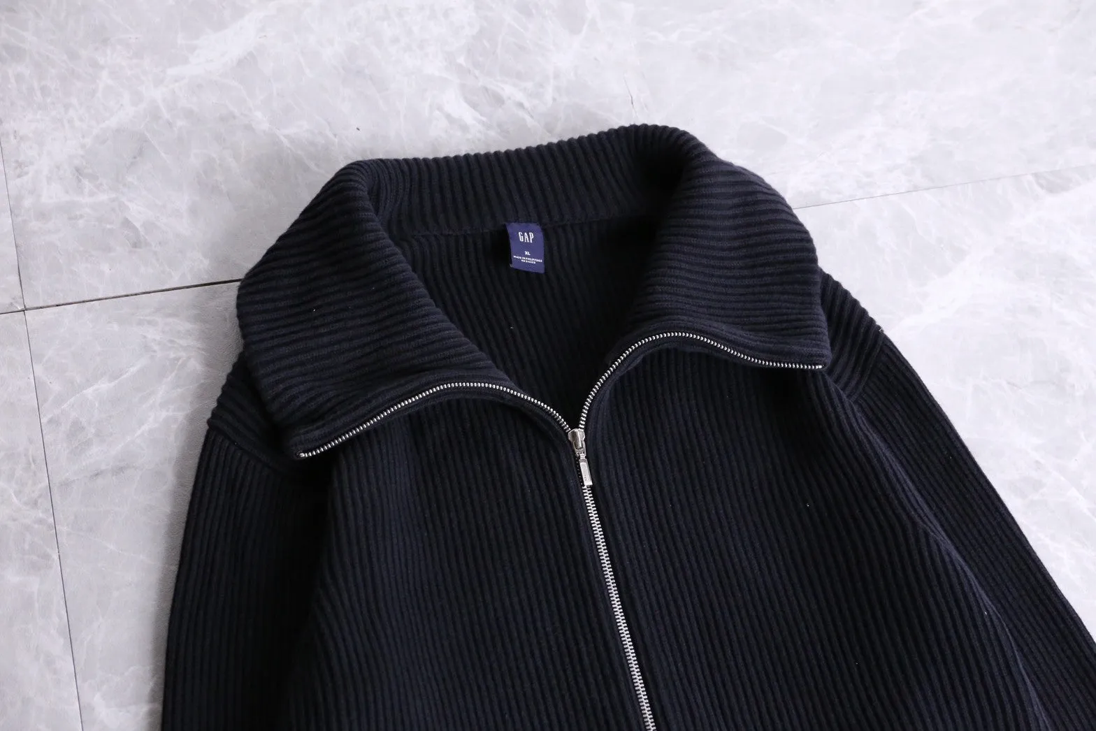“GAP” black cotton drivers knit