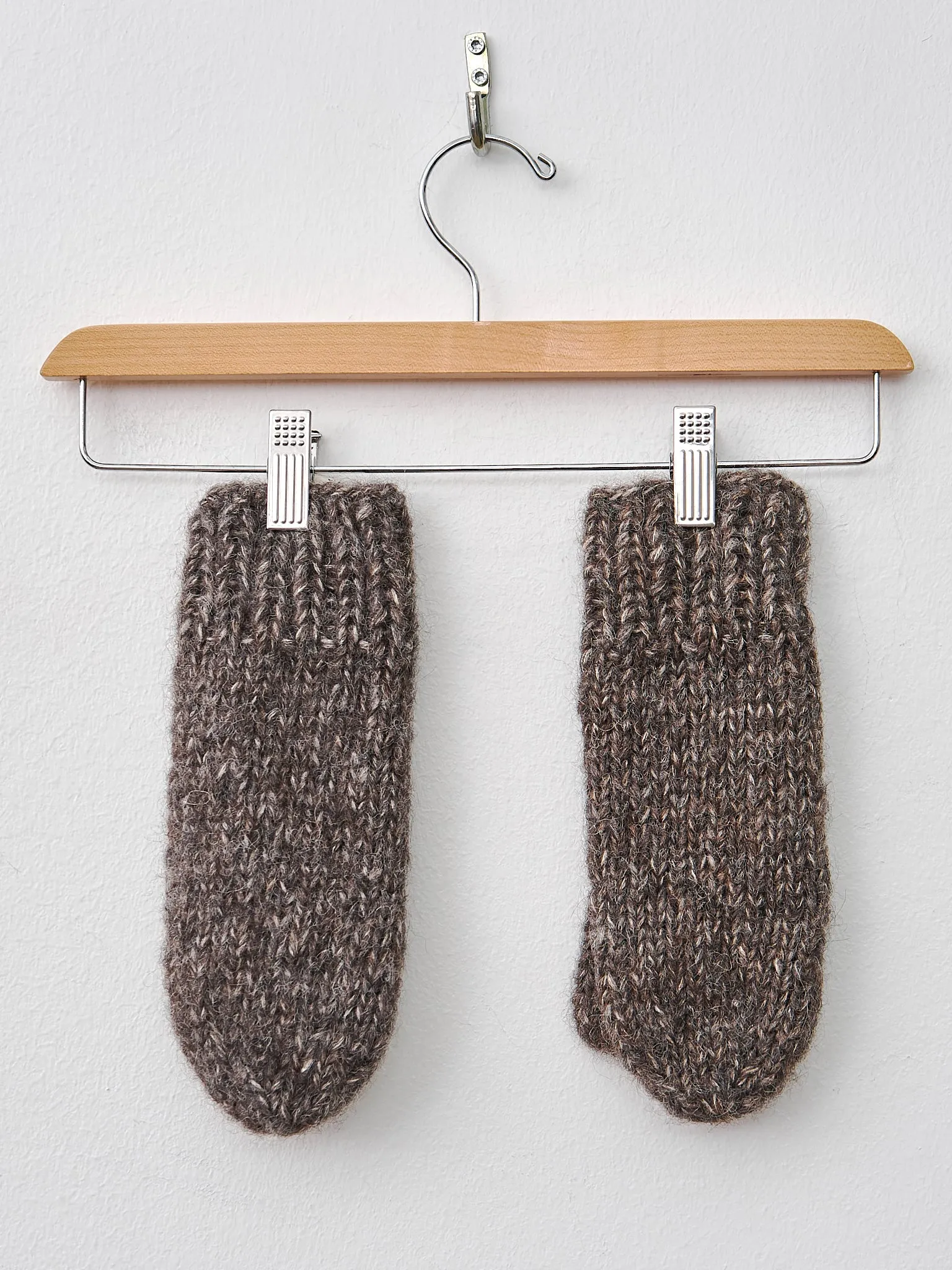 HK Eco Mittens - Pepper