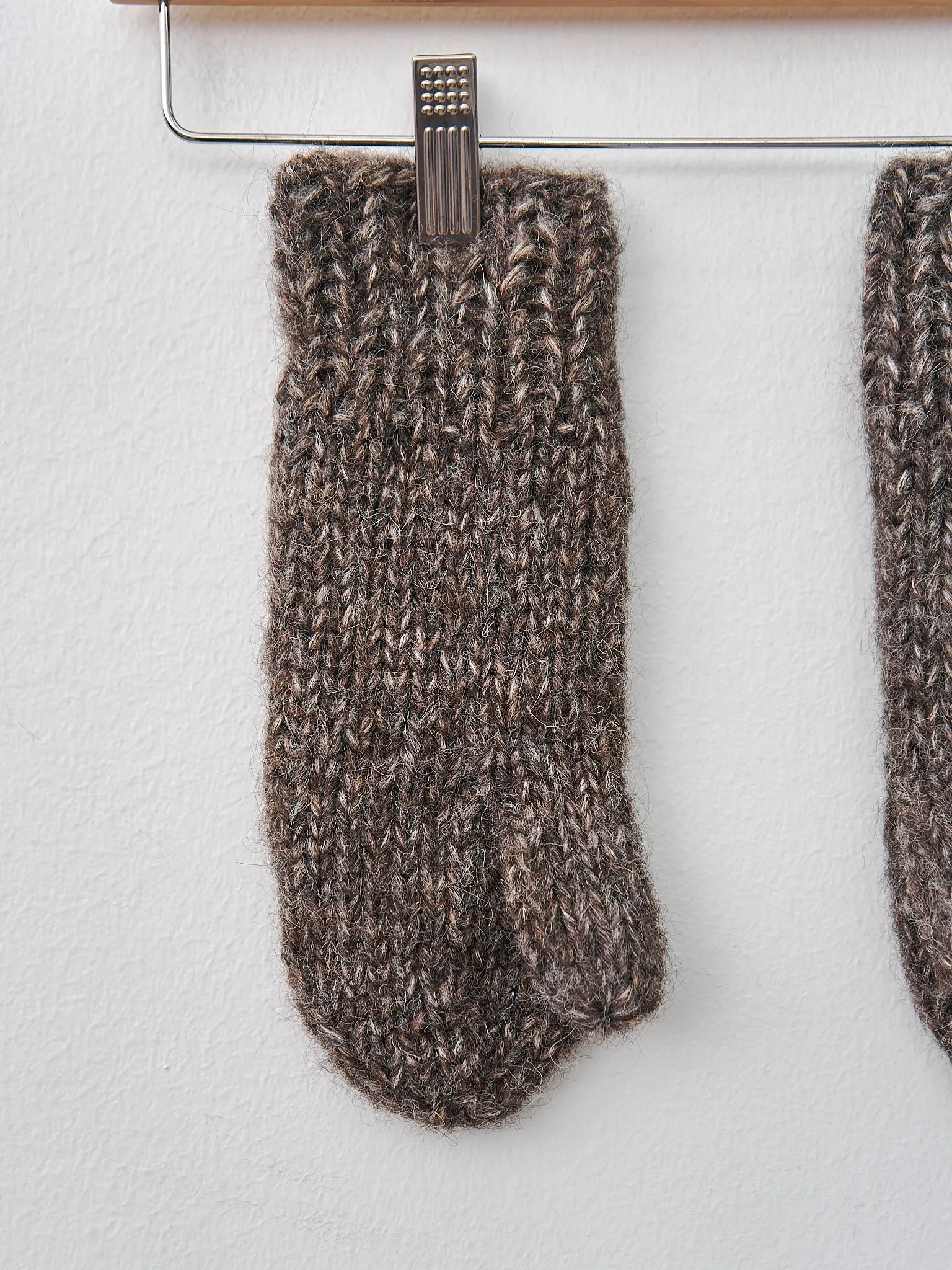 HK Eco Mittens - Pepper
