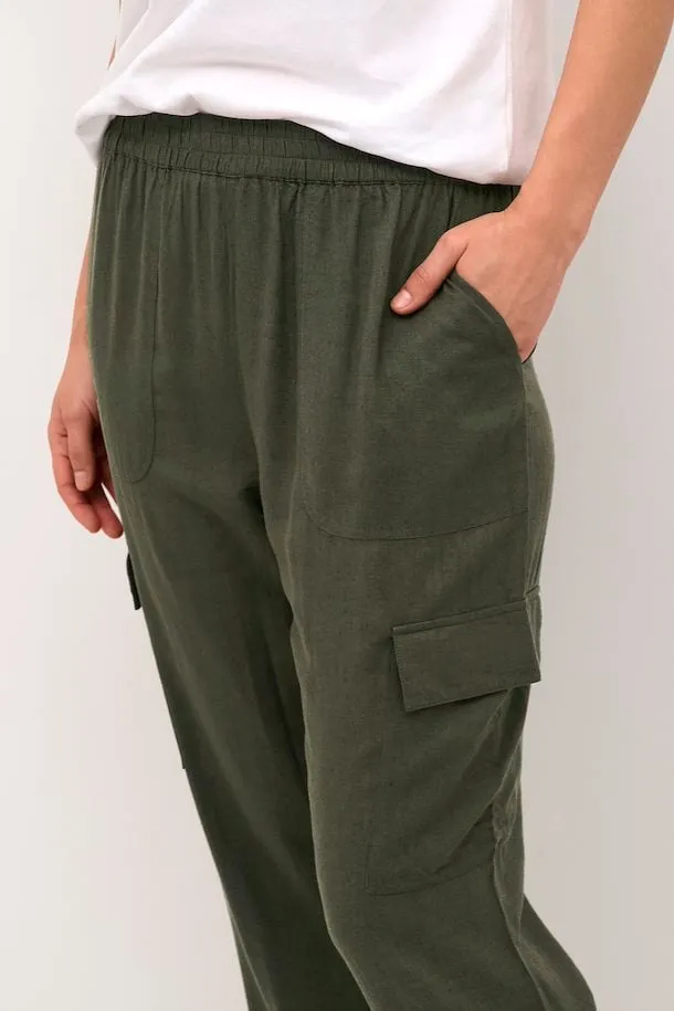 KAFFE Milia Cropped Pants in Forest Night