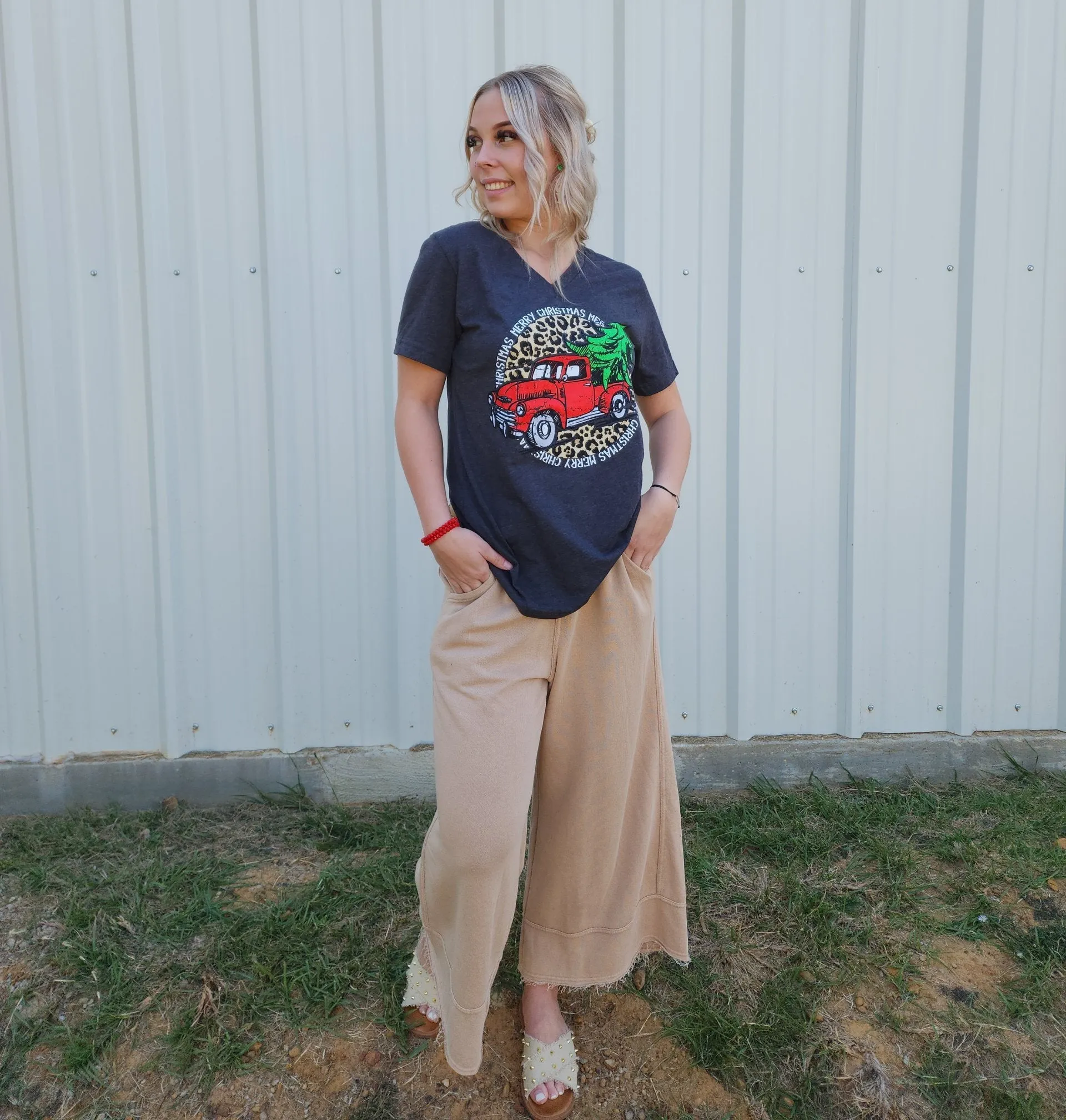 Merry Christmas Old Truck T-Shirt