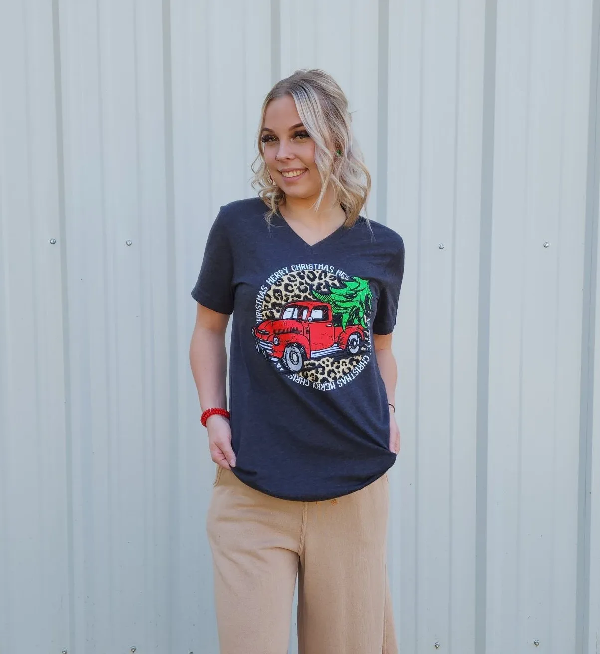 Merry Christmas Old Truck T-Shirt