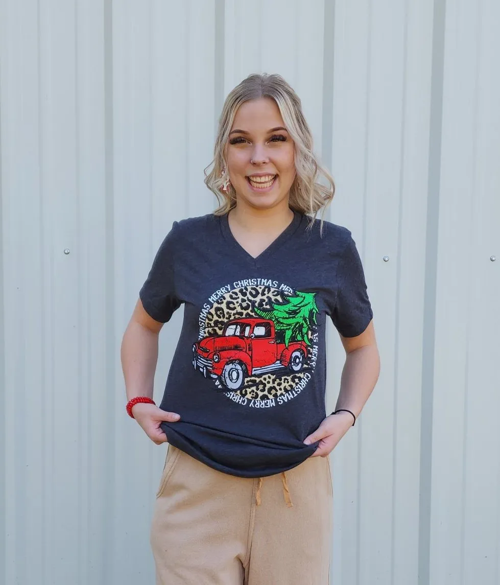 Merry Christmas Old Truck T-Shirt