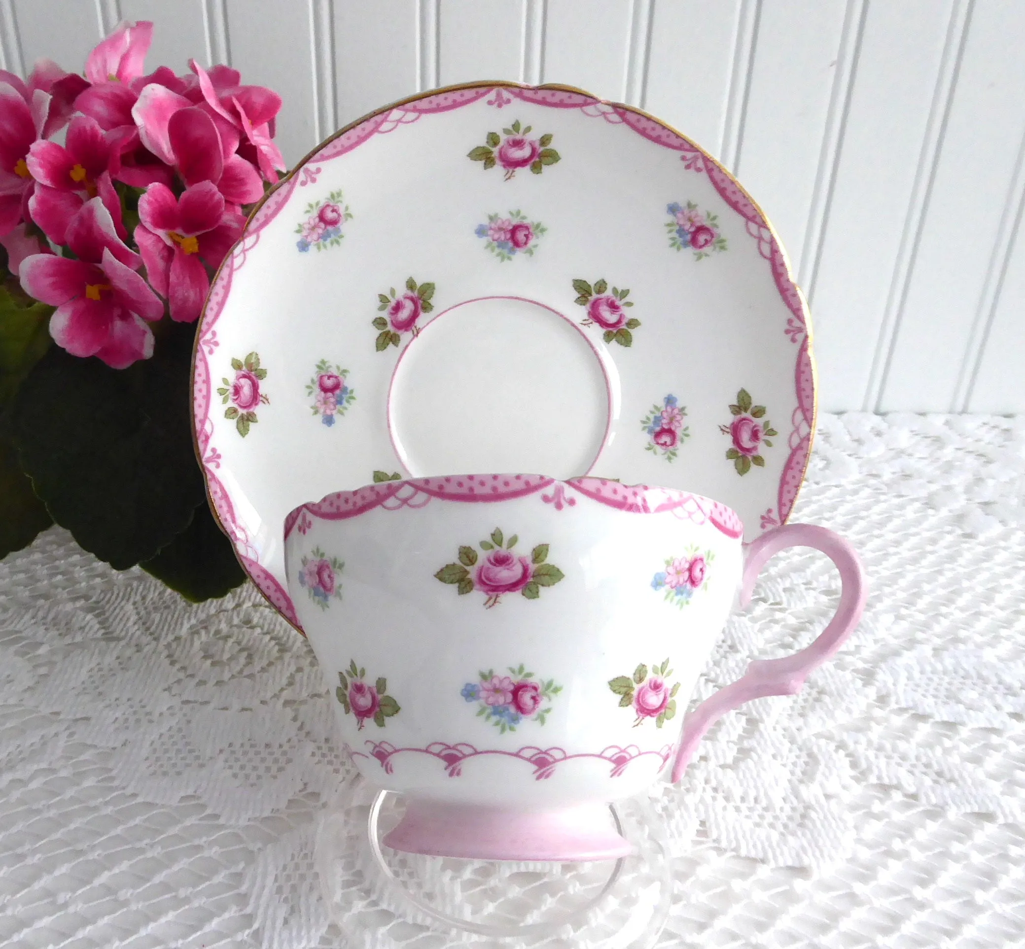 Pink Rosebuds Shelley Cup And Saucer Henley Shape 1950s Pink Bunting Trim