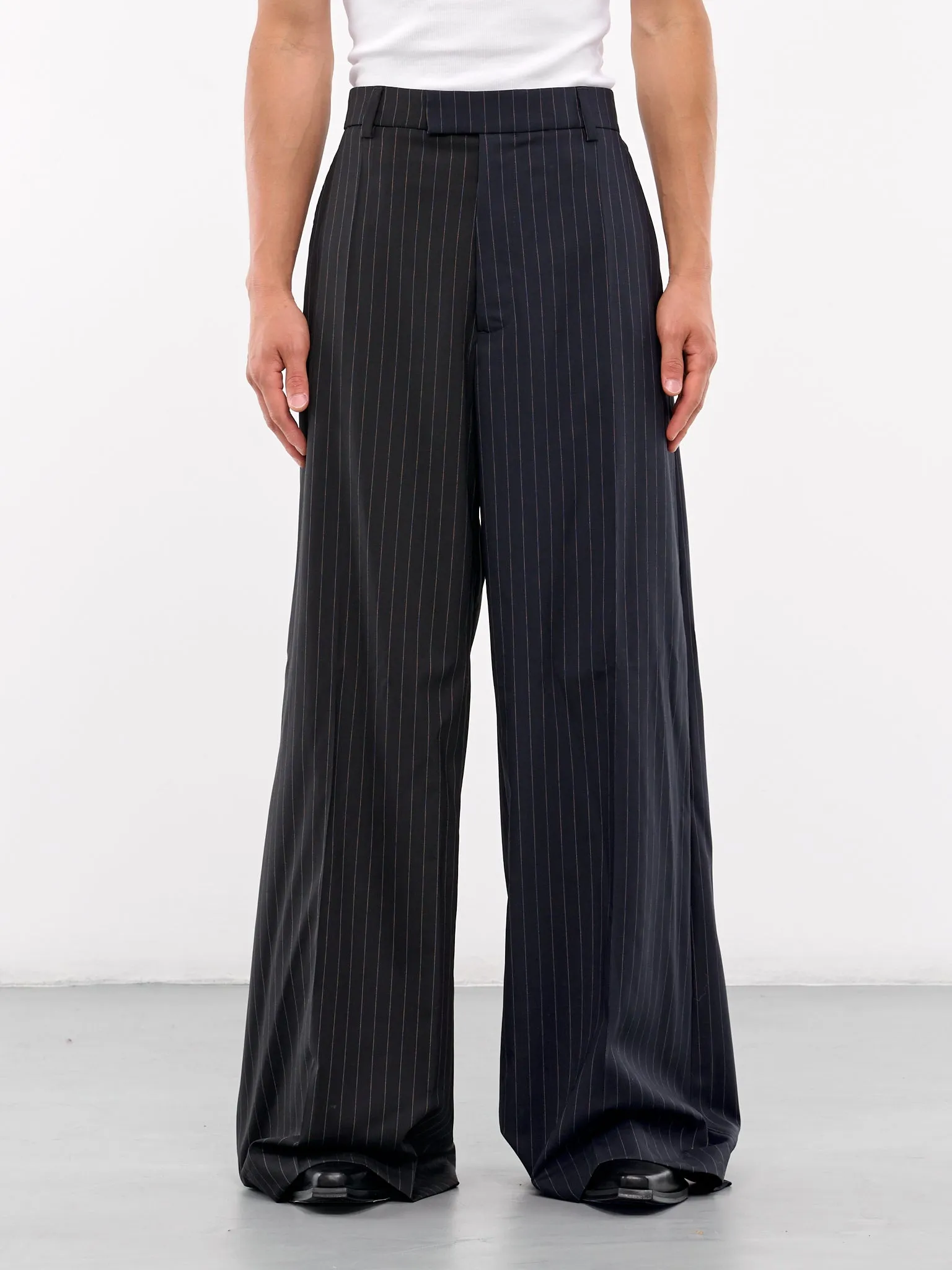 Split Deconstructed Pinstripe Pants (UA65PA706N-BLACK-NAVY-PINSTRIP)