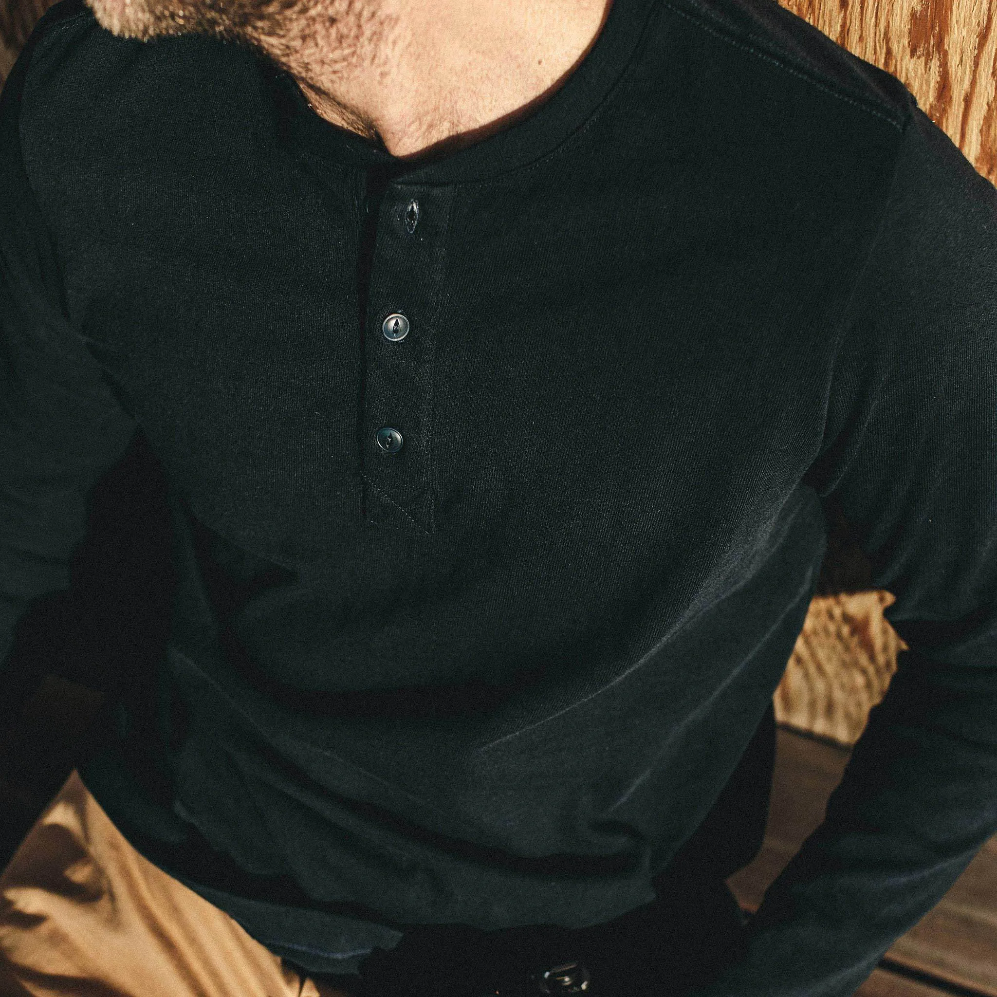 The Heavy Bag Henley in Navy
