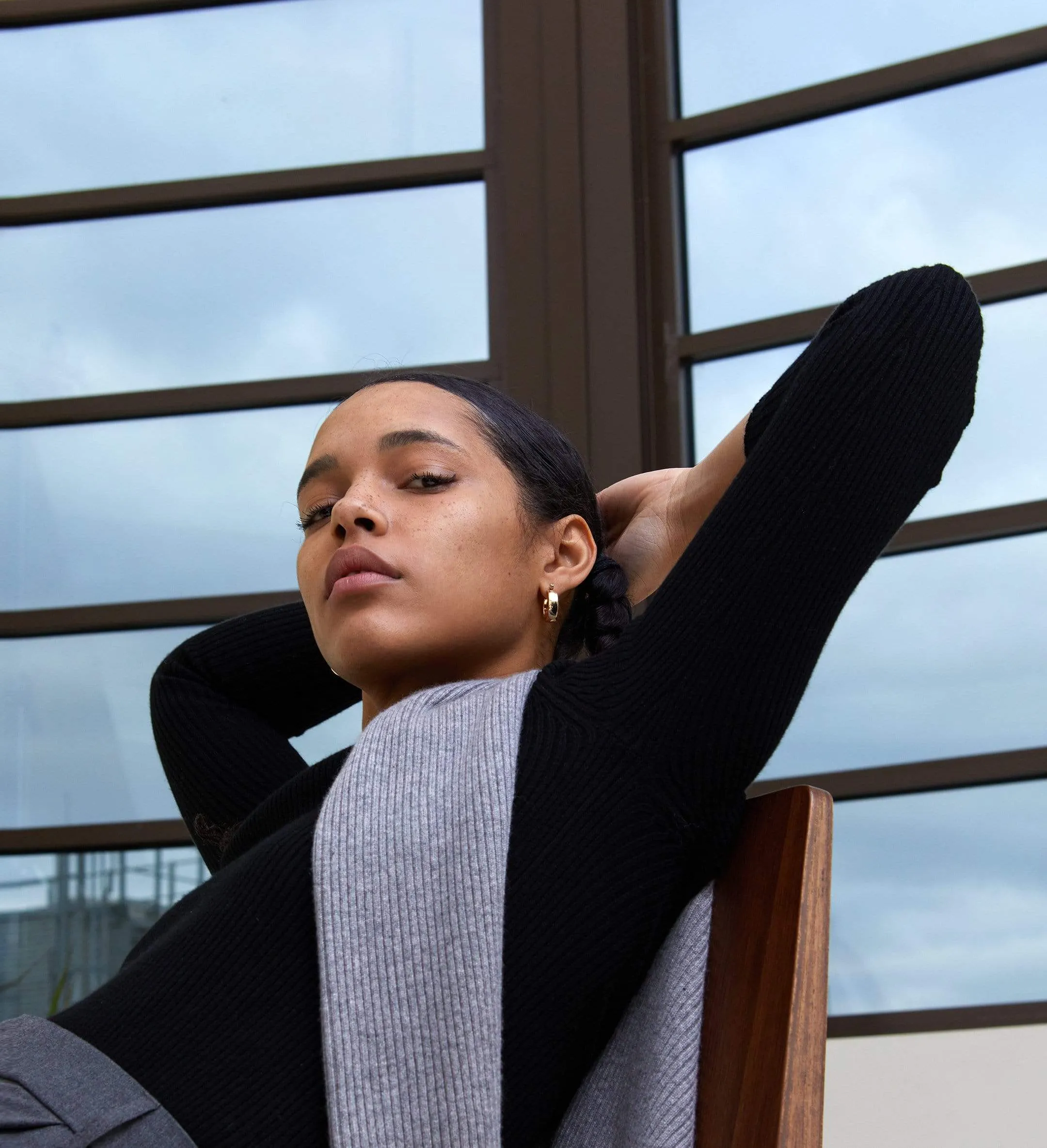 The Ribbed Subtle V-Neck Cashmere Sweater