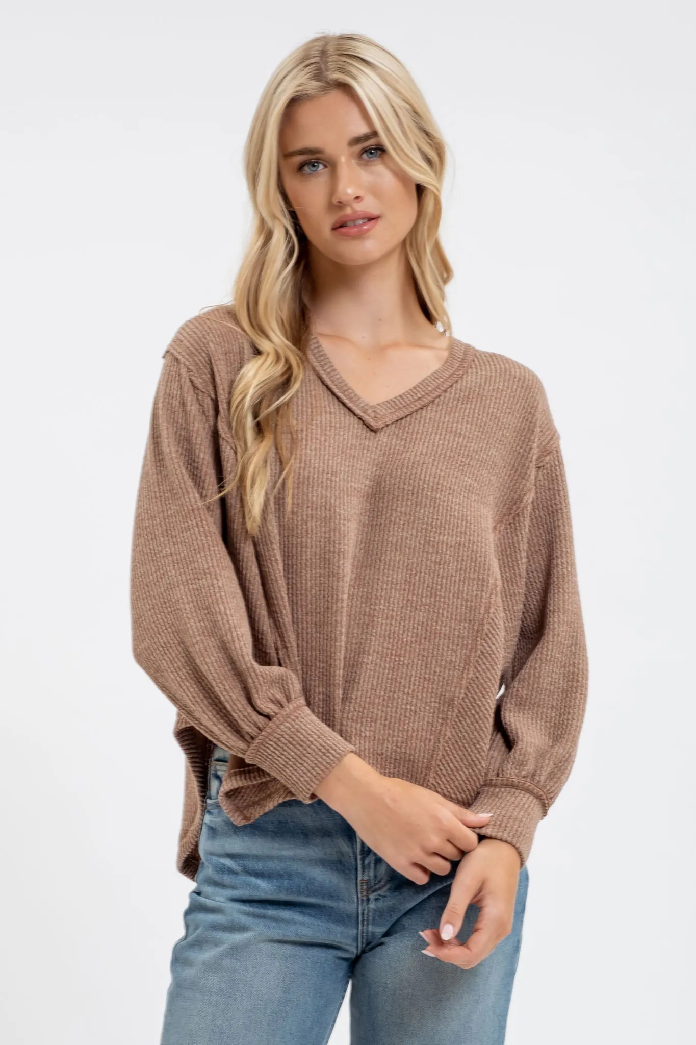 V NECK ASYMMETRICAL HEM LONG SLEEVE KNIT TOP