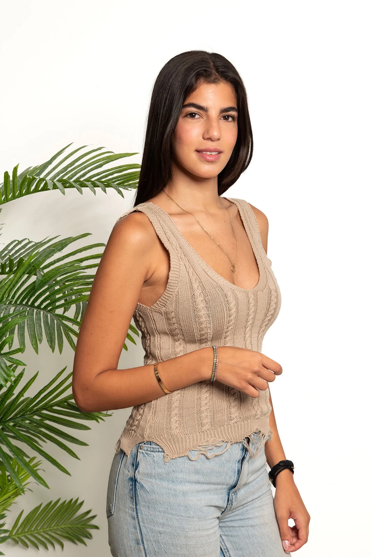 V Threaded Knit Top - Zola