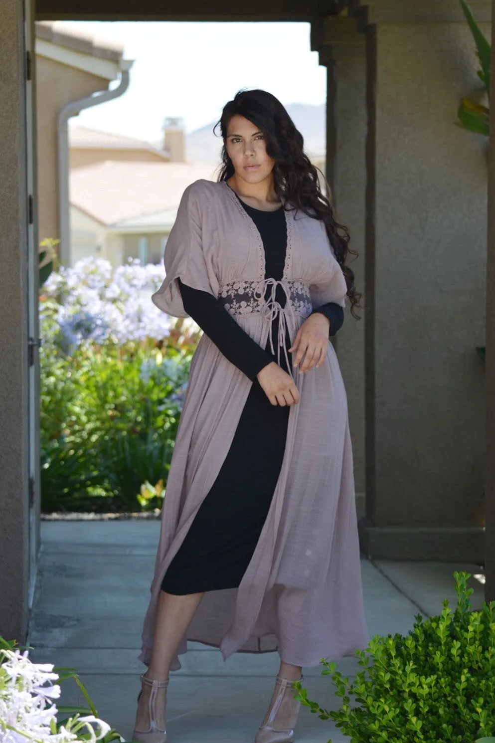 Vanessa Solid Black Midi Dress