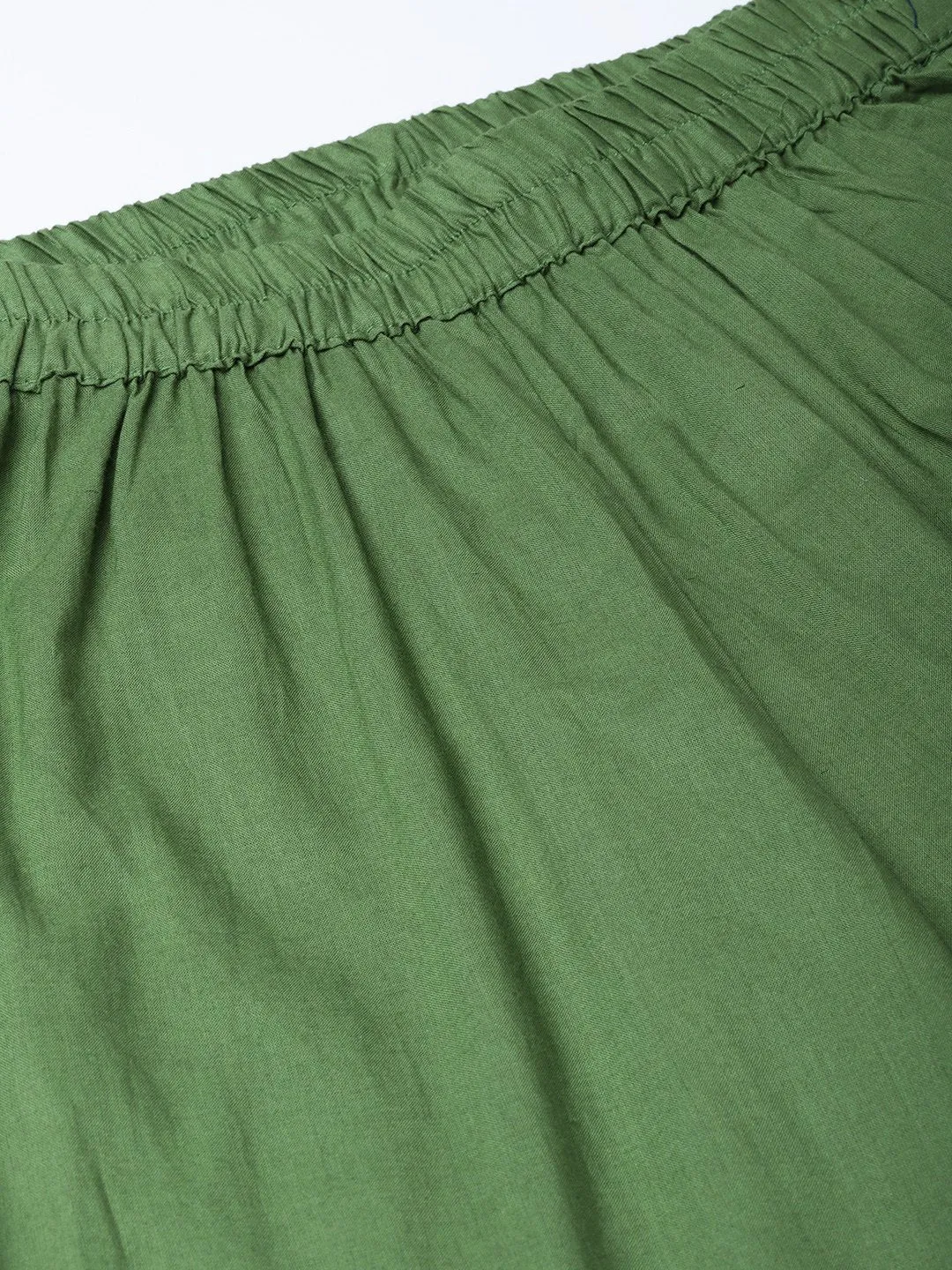 Women Green Bandhani Printed Kurta With Trousers