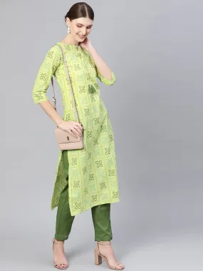 Women Green Bandhani Printed Kurta With Trousers
